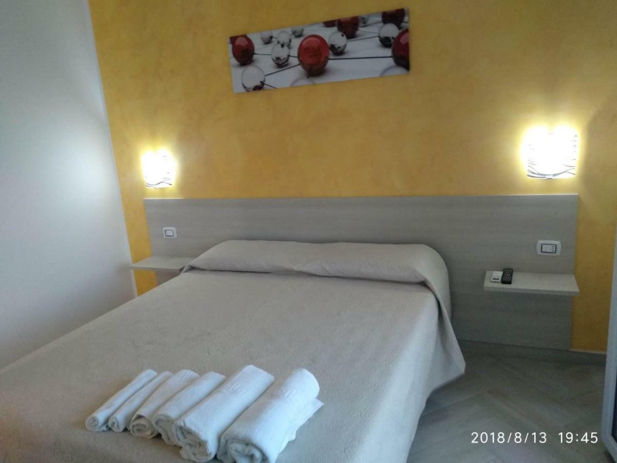 Hotel Bed Daniele Torricella  Esterno foto